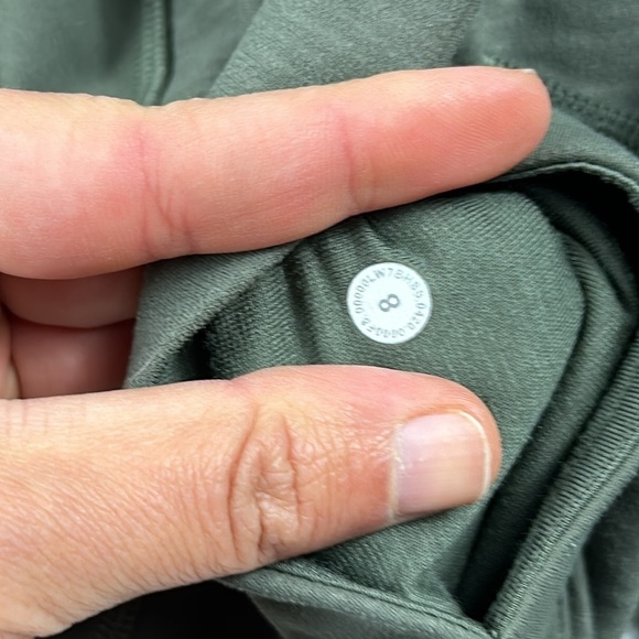 Lululemon Blissful Bend Super High-Rise Short 8" Army Green - Picture 4 of 5